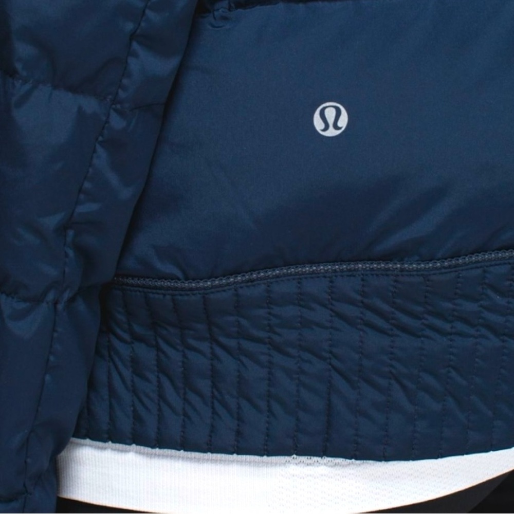 LULULEMON Fluffed Up Puffer Pullover Inkwell Goose Down Hoodie Jacket Size 6 - Picture 10 of 11